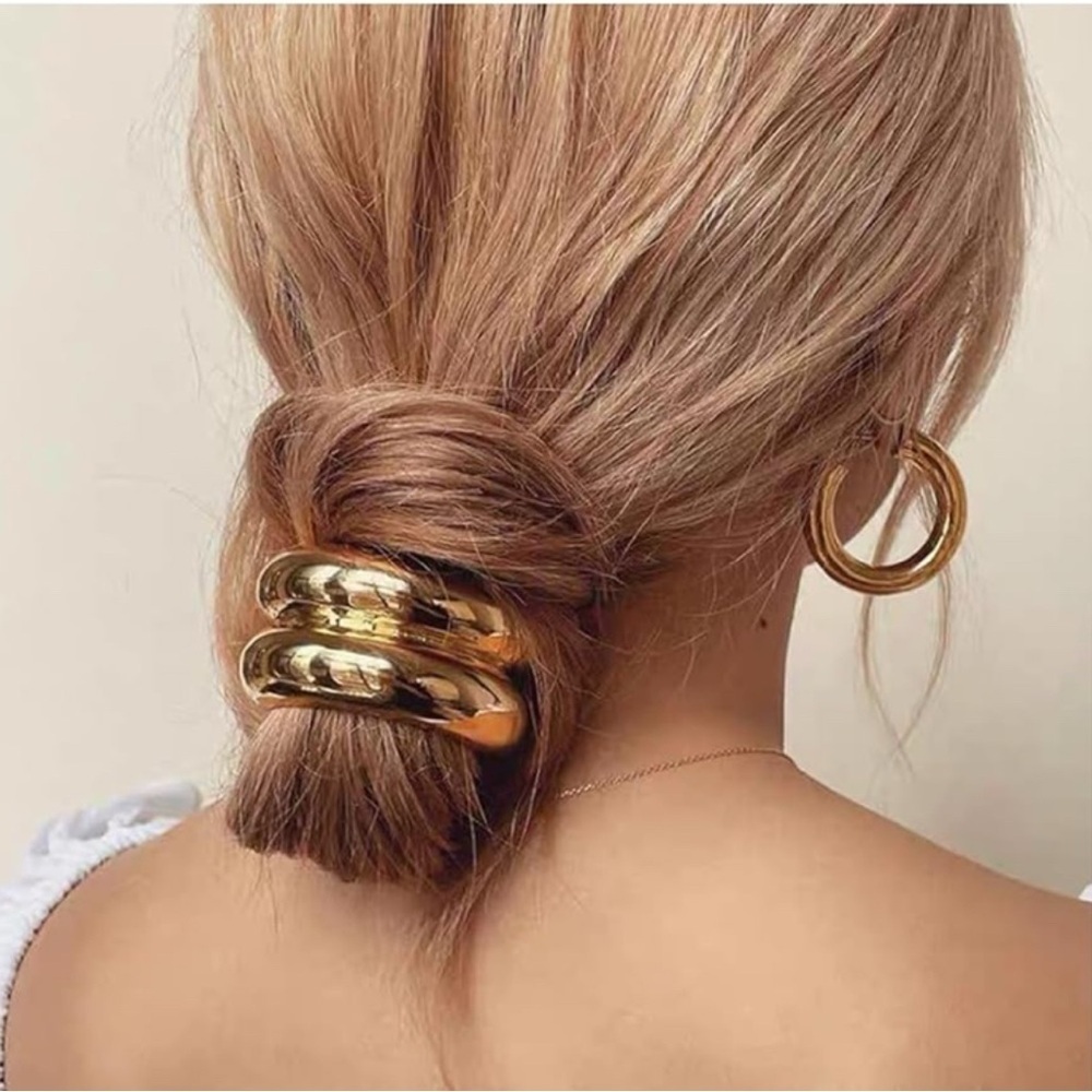 Super Elegant Embellished Hairpin to Enhance your Casual or Night Our Hair look